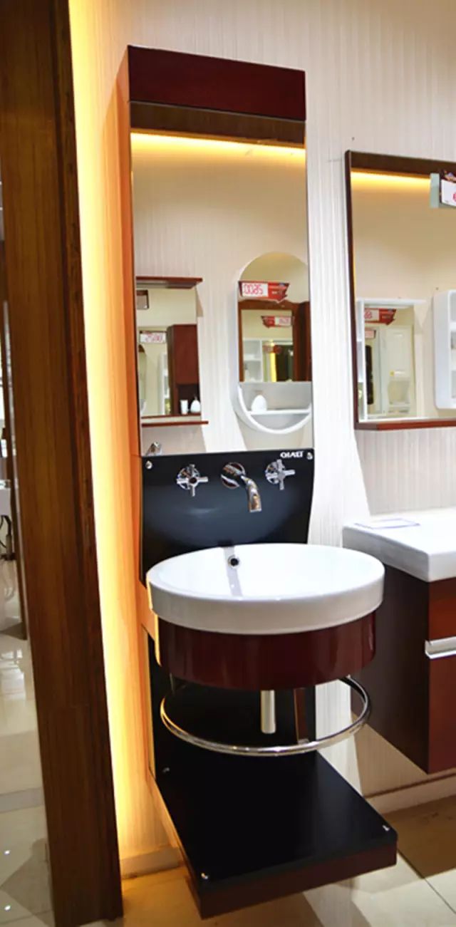 卫生间的浴室柜如何选择,卫生间卫浴柜怎么选