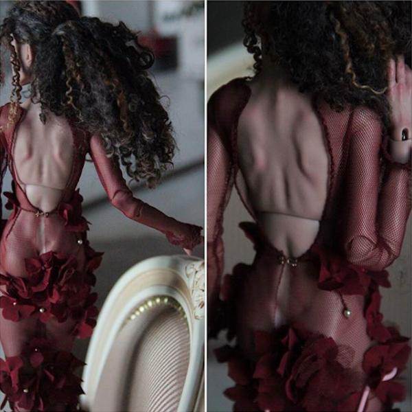 老爸酷爱芭比娃娃？微缩家具做到痴迷！