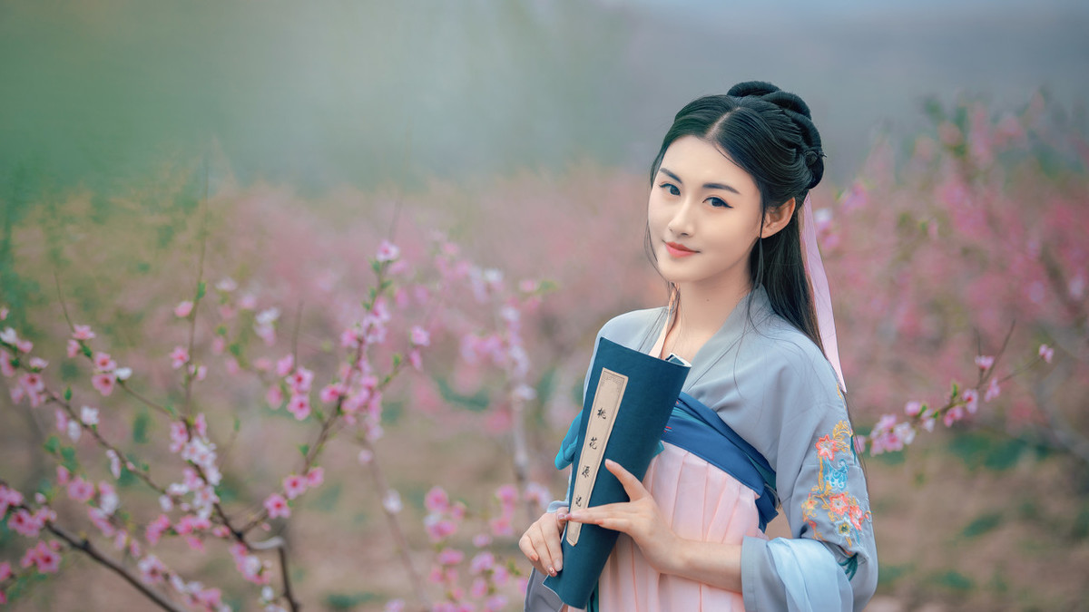 水调歌头明月几时有运用的手法,次韵水调歌头如何填词