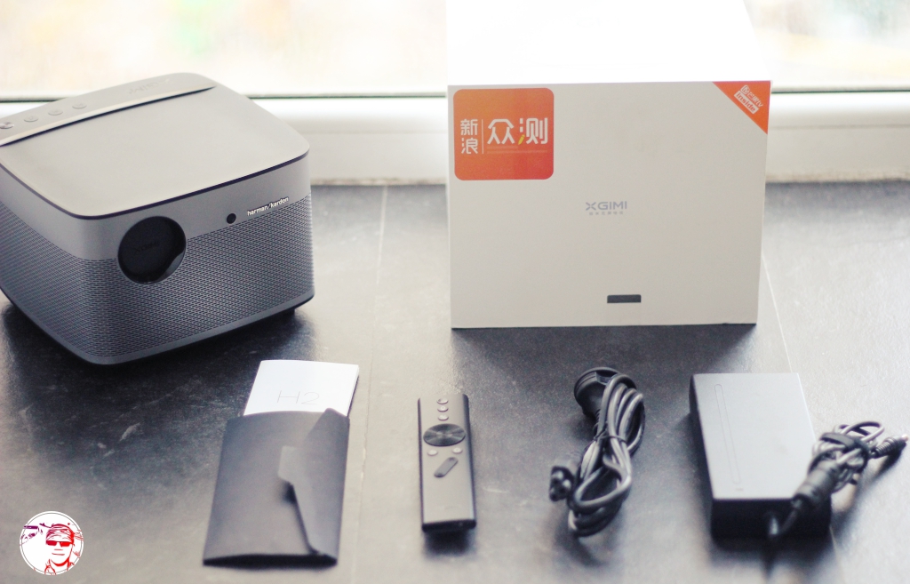 投影仪看电影就是噱头,液晶电视和投影仪看电影哪个好