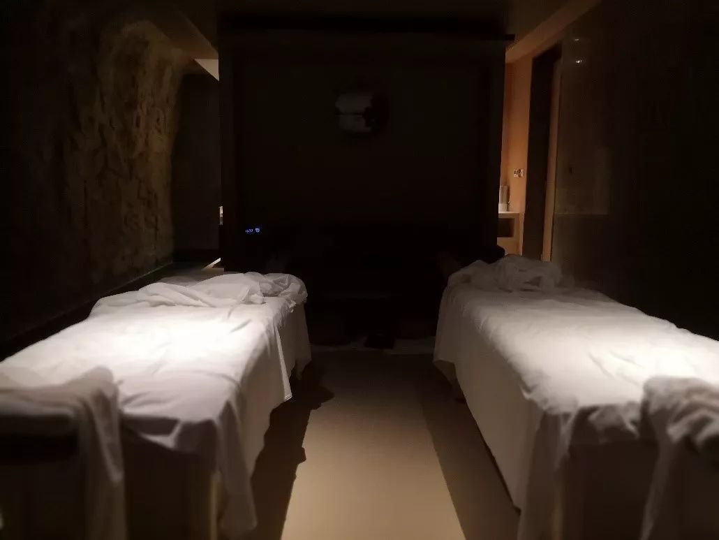 桂林阳朔糖厂改造酒店,阳朔老糖厂酒店