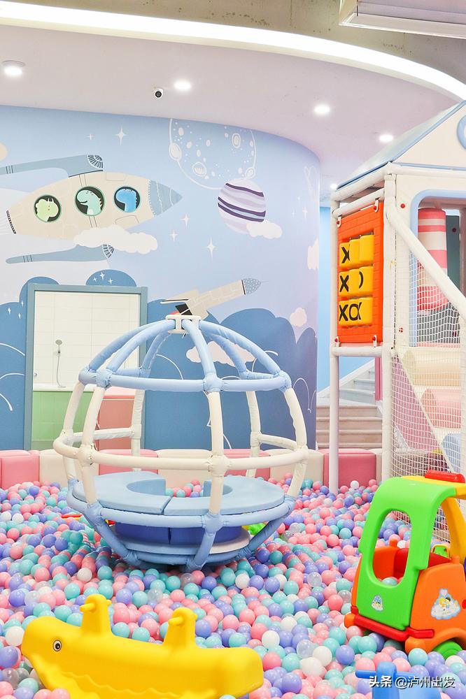 泸州亲子训练营,无边泳池亲子游泳