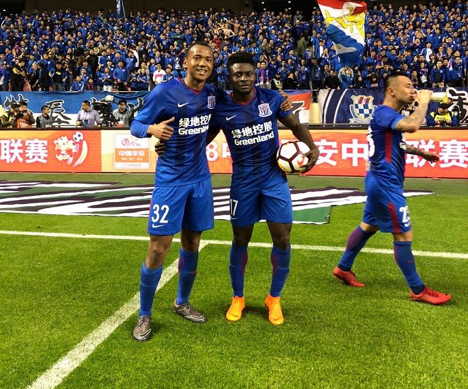 国字号球员“不要叫俺黑人，俺是中国球员！”女友网红范很有气质