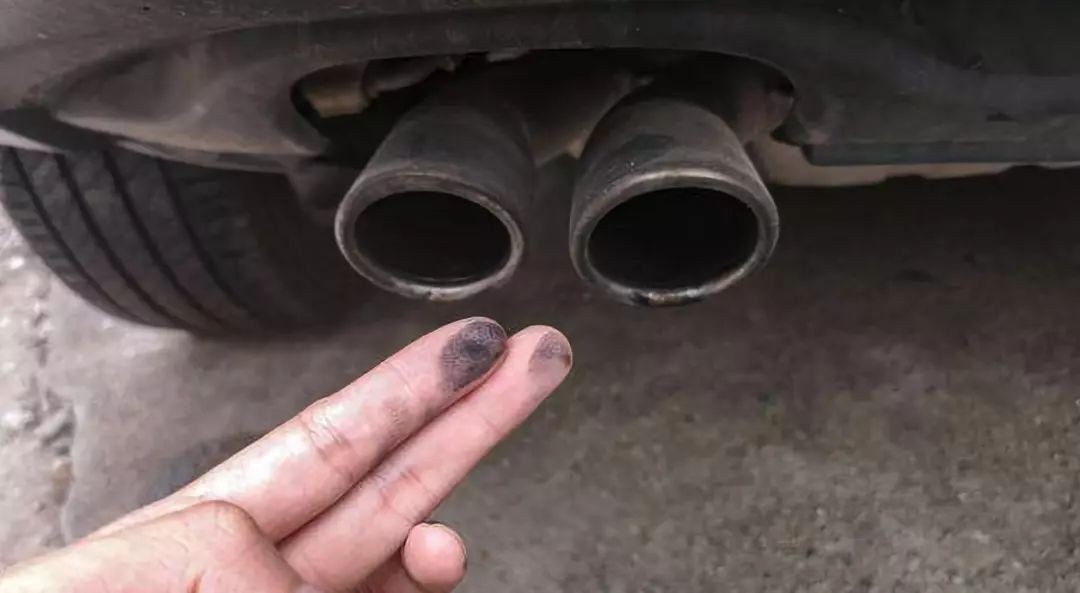 燃油宝积碳清洗剂是智商税吗,汽车除积碳燃油宝是不是智商税