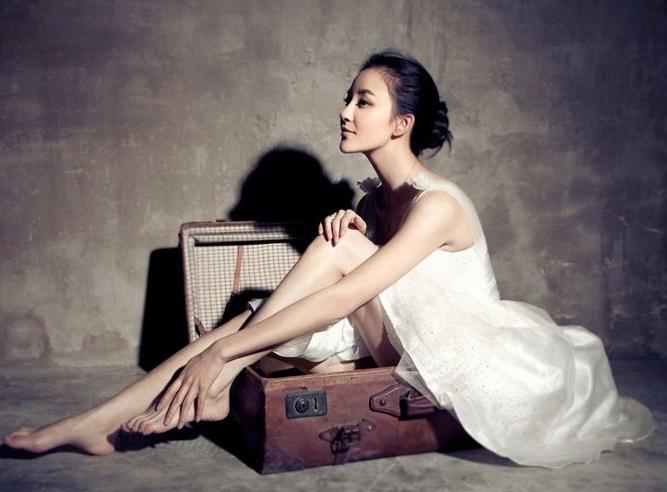 脸垮掉的女星,只能看脸不能看身材的7位女星