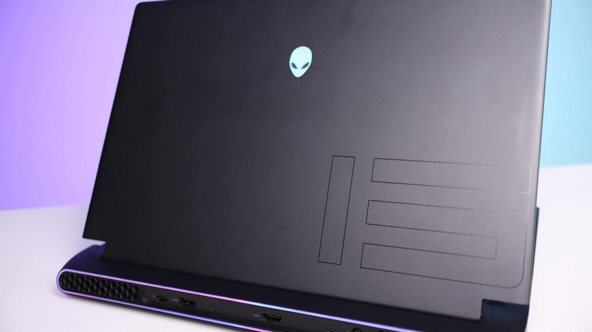 外星人笔记本触摸不亮,外星人笔记本不能识别耳机