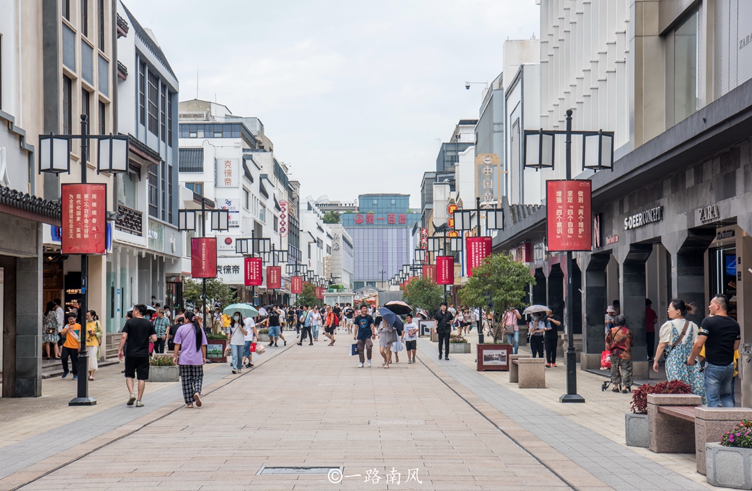 苏州最出名的一条商业街,苏州最繁华的步行街是哪里