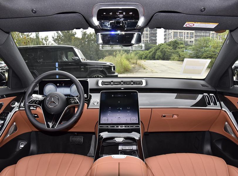 目前奔驰s级有几款车型和价格,2023款奔驰s级官方售价7座