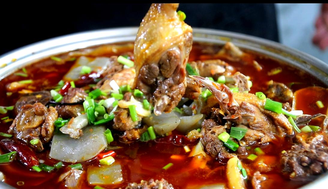 鸭的6种做法鲜香浓郁,手撕鸭麻辣烤鸭制作全过程和配方