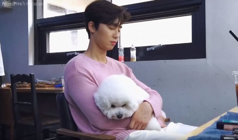 盘点12名被娱乐圈耽误的韩星主播，少女时代泰妍、Exo伯贤称劳模