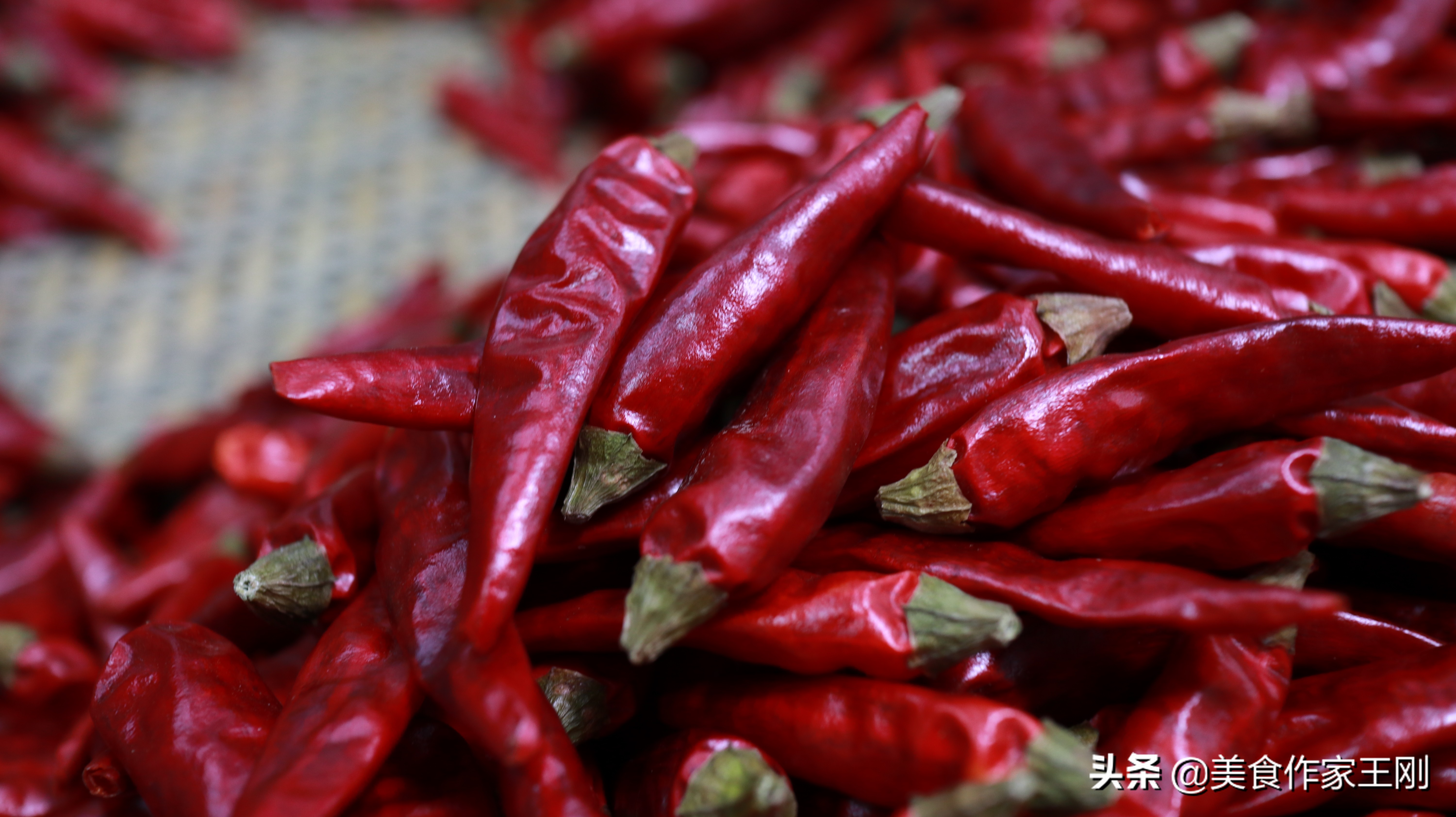 厨房必备10种调料使用秘诀,34种常见厨房调料的特点