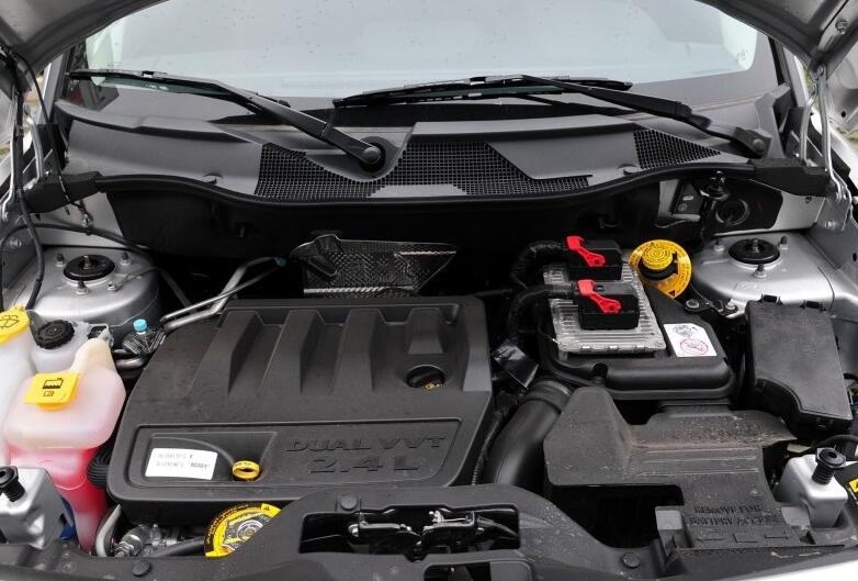 亲戚的自由客8万多卖给我，这个价格合适吗？