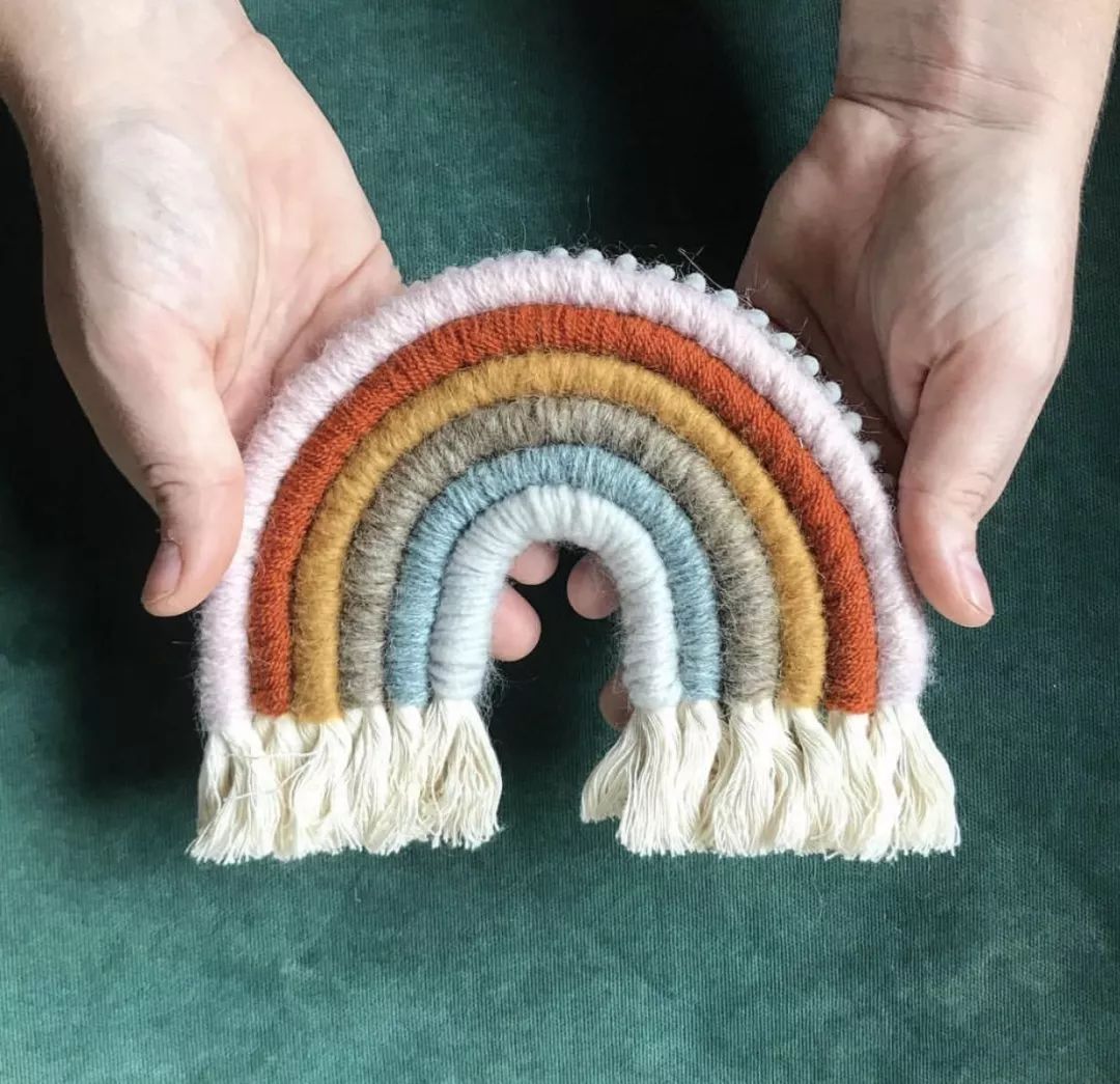 自制漂亮的挂毯,做彩虹云朵挂坠