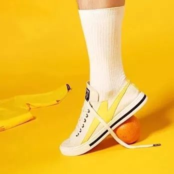 春季好看的运动鞋,秋冬季脚感超好的几款运动鞋推荐