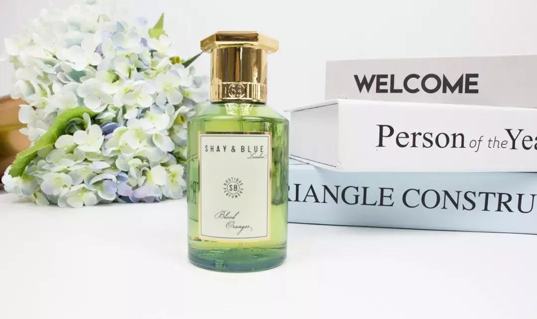 一闻就觉得不简单的香水推荐,让人一闻就无法自拔的香水推荐