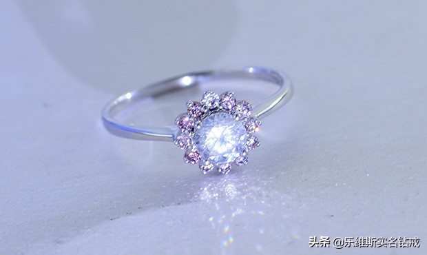 pt999铂金戒指回收价格,pt900铂金戒指一克最新价格多少