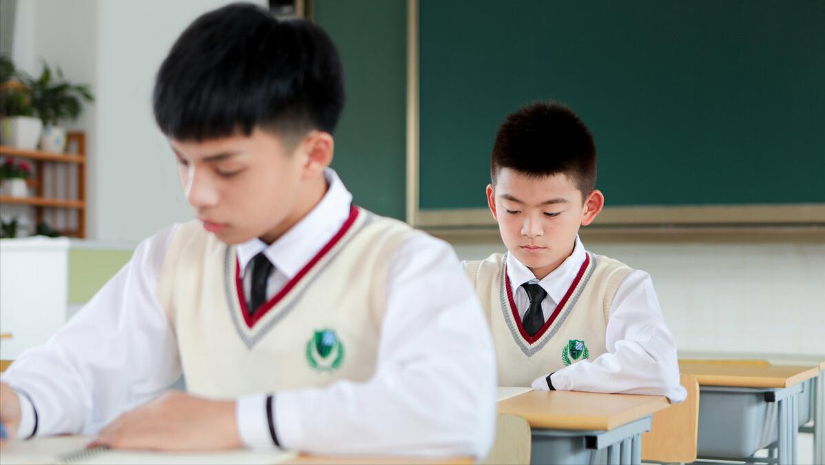 怀疑孩子早恋怎么办,如果发现孩子早恋该如何处理