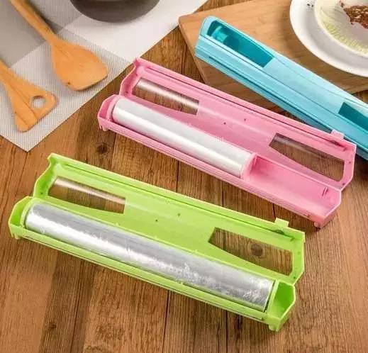 衣服粘了毛絮快速清除,洗衣机洗出来的衣服粘毛怎么办