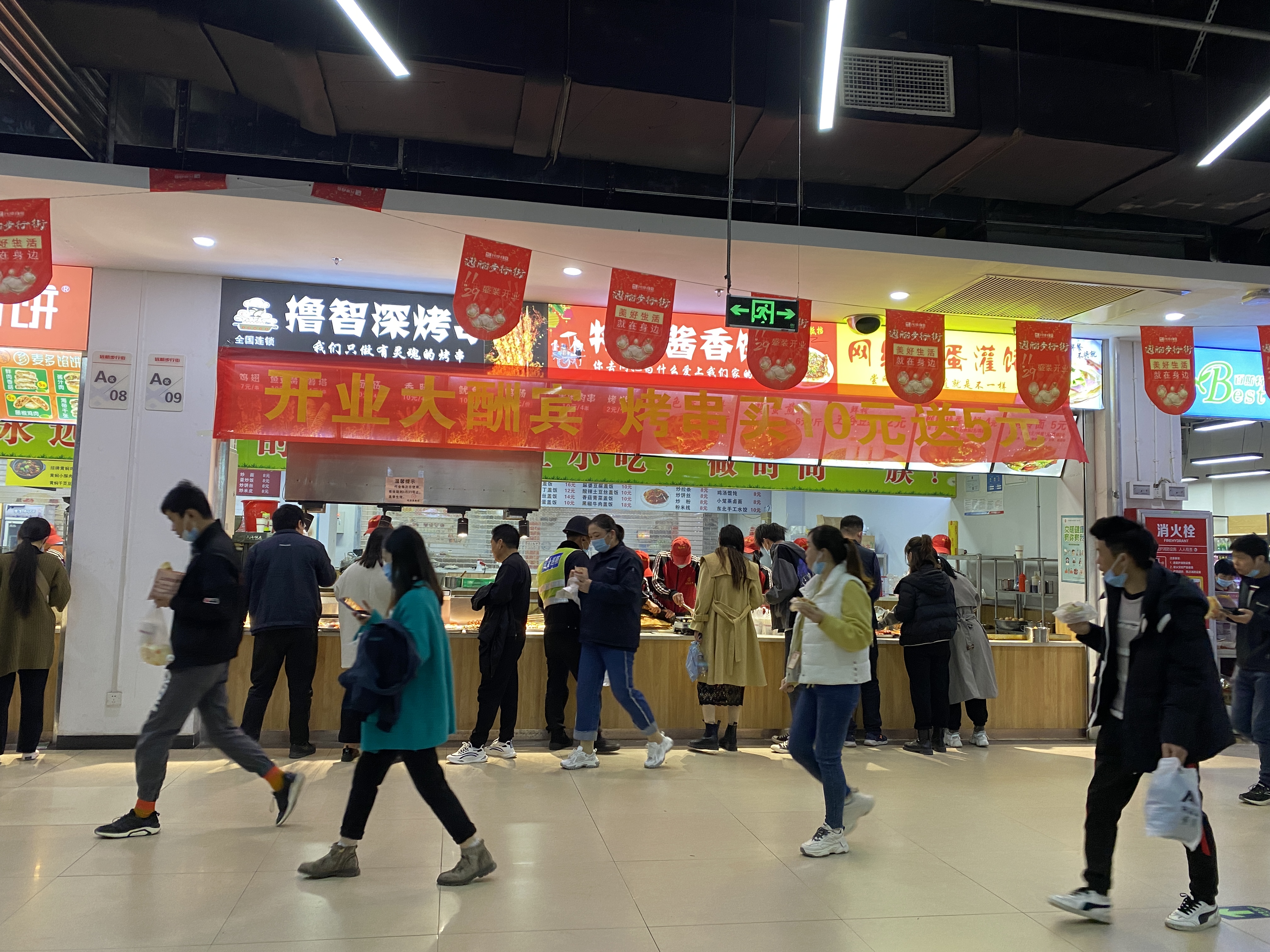 没有学历的人来富士康能做什么？