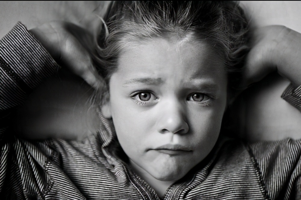 孩子越大越胆小怎么引导,家长应该如何让孩子克服恐惧