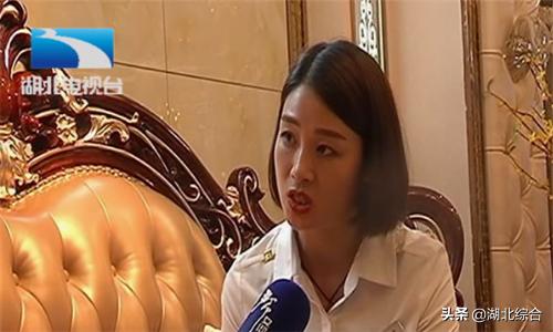 沙发怎么区分真牛皮和假牛皮,如何识别沙发的皮是否是真的牛皮