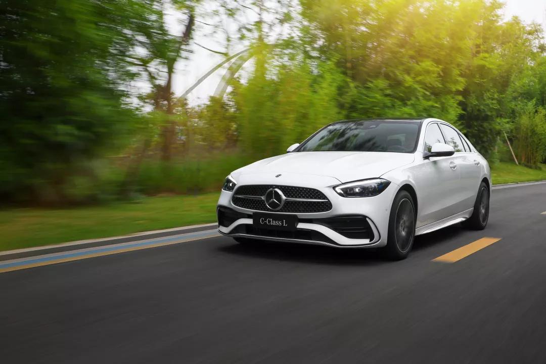 如此迷人,38号车评奔驰c级2022款试驾