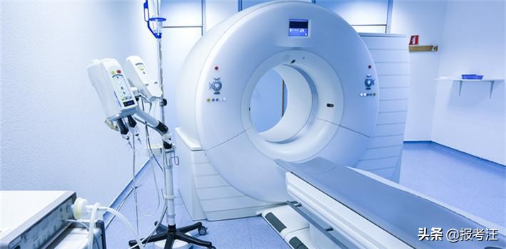 医学类能当医生的专业有哪些,医学类哪些专业出来可以当医生