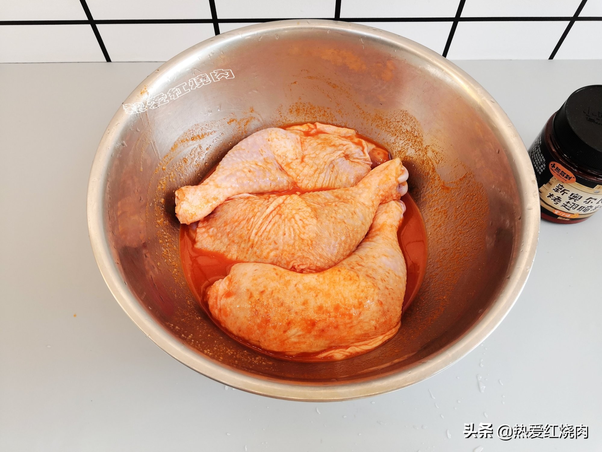 家常炸鸡腿怎么炸才能又酥又脆,炸鸡腿为什么炸出来有血水能吃吗