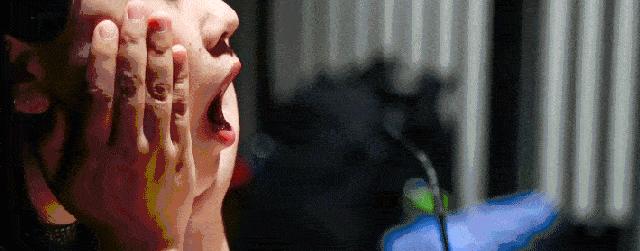 咳嗽内热吃什么降火效果最好,上火喉咙干痒咳嗽怎么办食疗