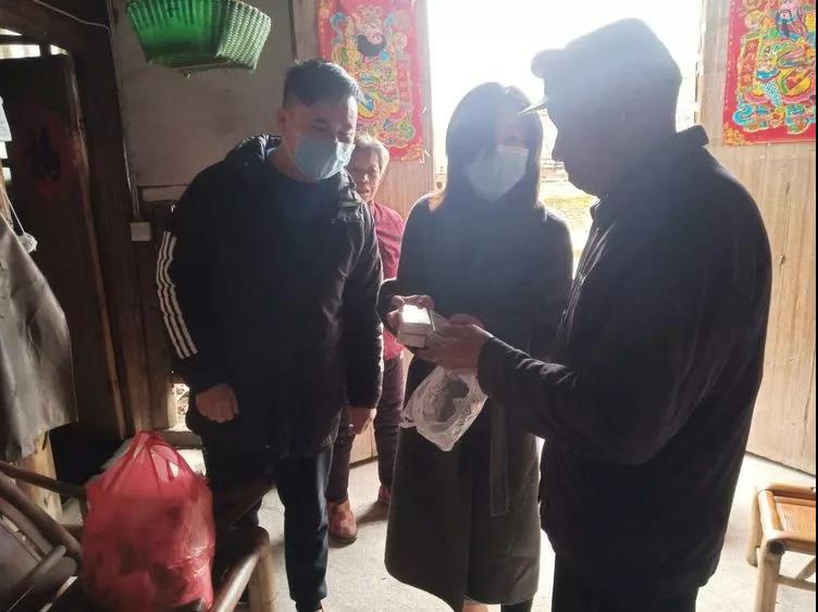 扶贫村抗疫,抗疫路上扶贫忙