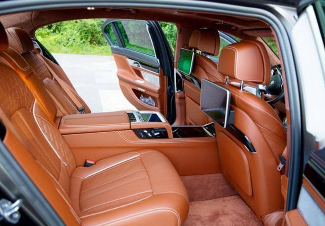 宝马六系gt跟宝马七系730新款,新宝马7系730有什么问题