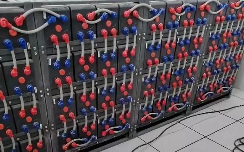 电池修复满电加修复液会怎样,电瓶电池修复技术