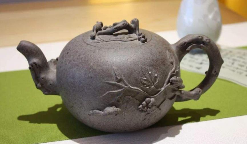 紫砂壶为什么价格差距那么大,紫砂壶价格为什么差别大呢