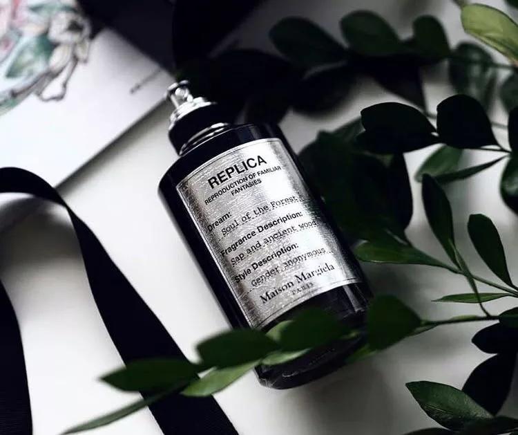 适合秋冬的香水淡香,适合秋冬季节使用的香水