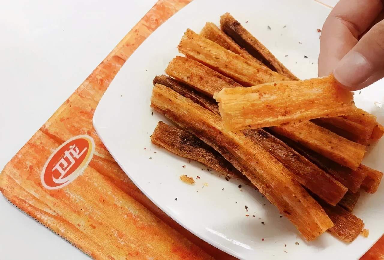 卫龙辣条最新营销策略,卫龙上市辣条一哥的哪些营销玩法