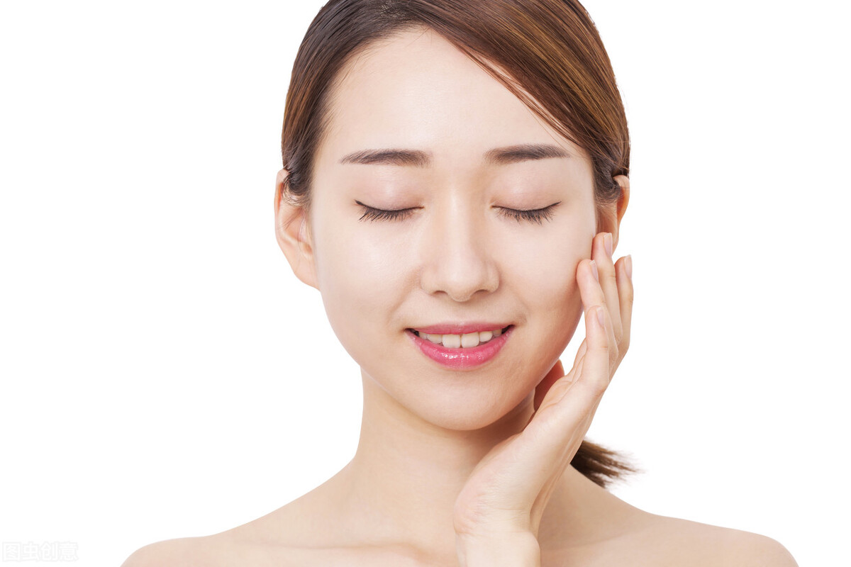 涂完乳液脸上出油怎么办,涂了乳液很油怎么办