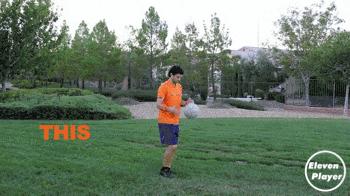 足球颠球多久可以颠倒10个,颠球的几个要素