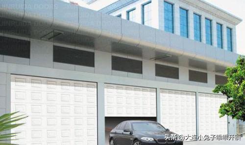 车库遥控门有时开有时不灵敏,车库门遥控门锁不住自动打开