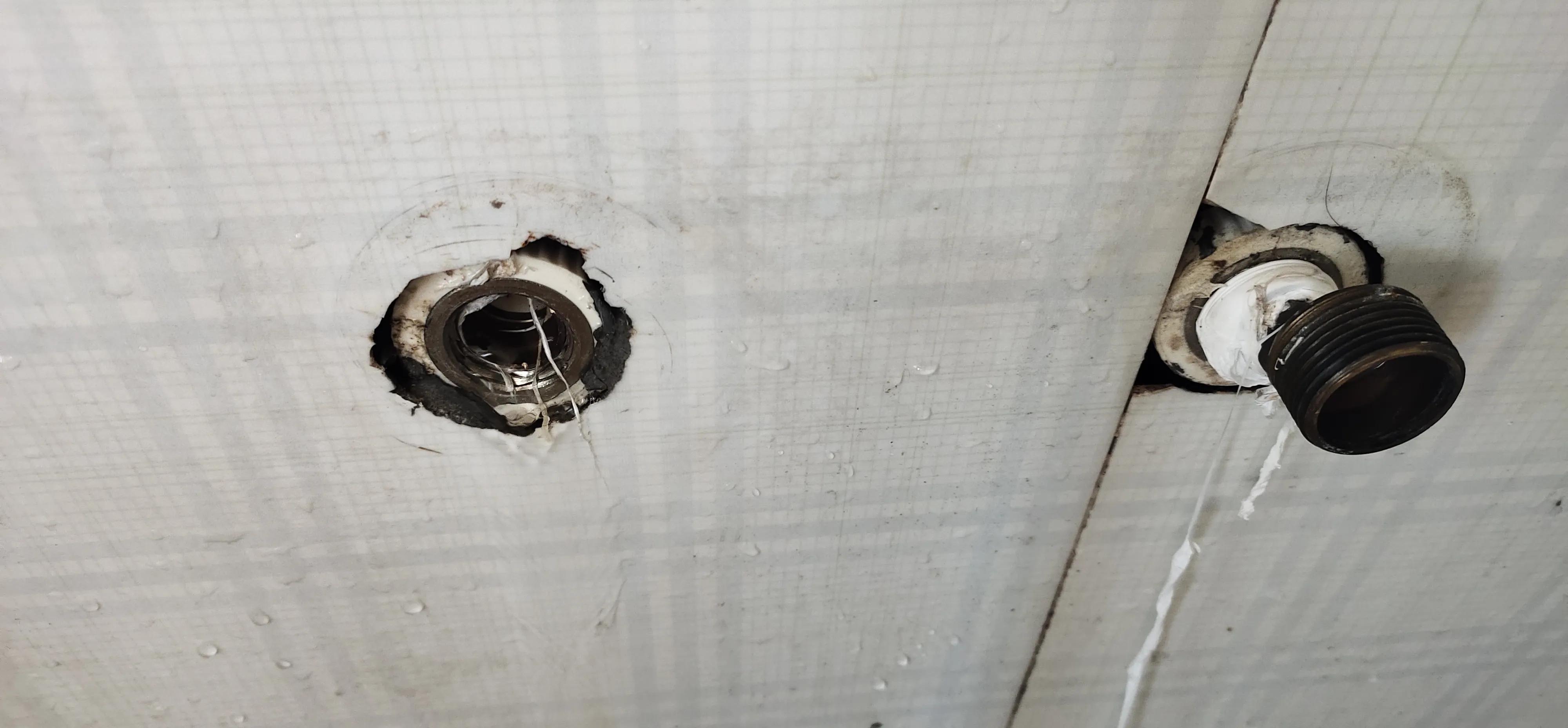 浴室水龙头断了怎么堵,浴室水龙头断在里面怎么办