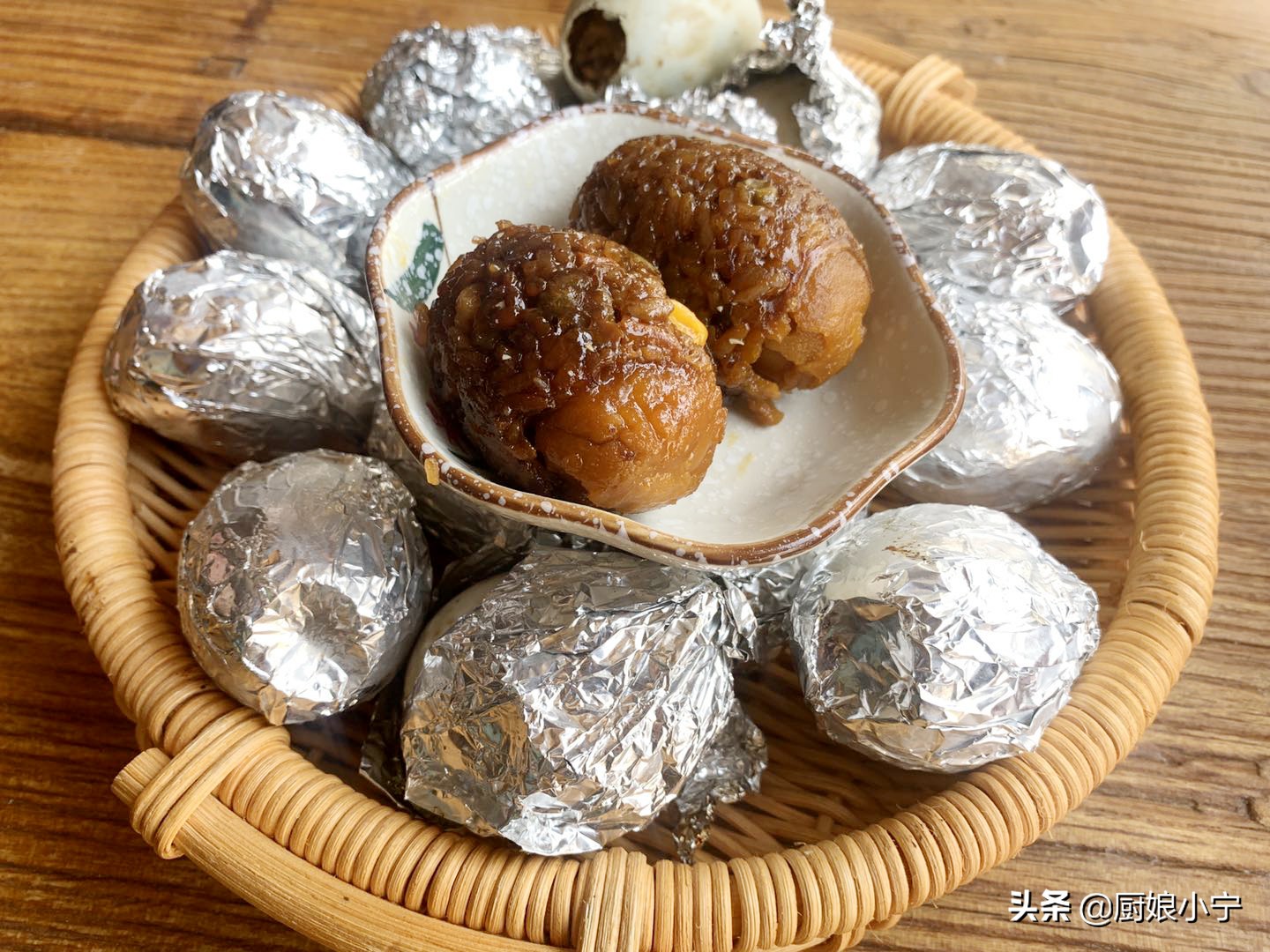 如果摆摊什么东西好卖,摆摊一年四季卖的小吃什么最好