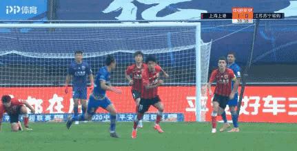 苏宁对阵上港视频直播,苏宁昂首进决赛上港