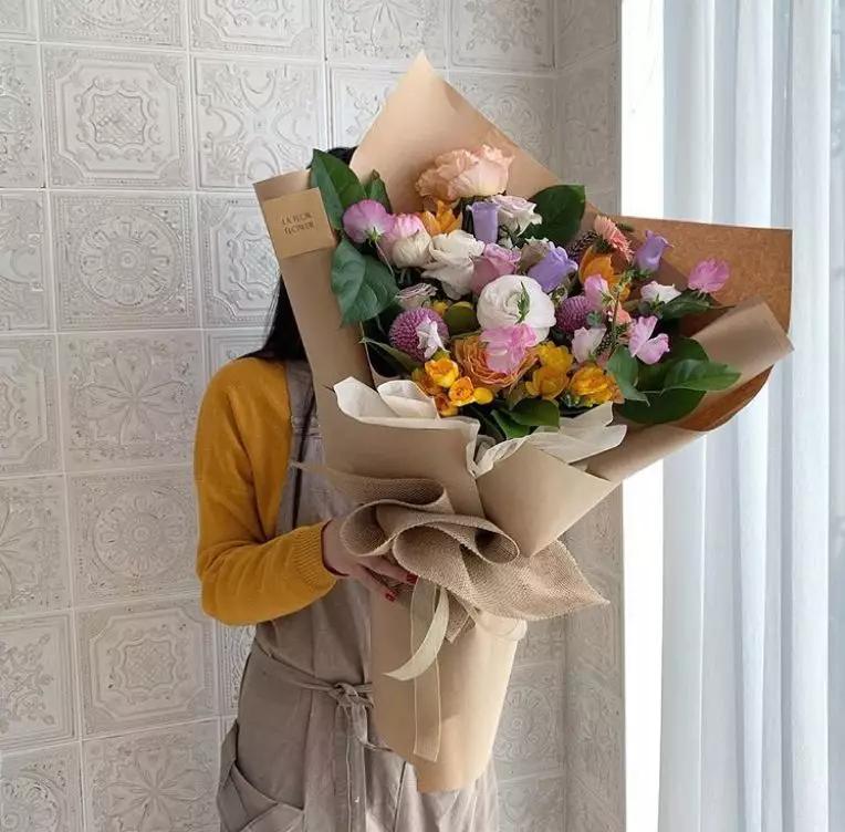 开花店是一件很浪漫的事,开花店真的很累吗