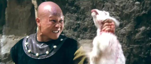 当年拍了两年的《少林寺》，李连杰被嫌弃身高，大反派都已去世