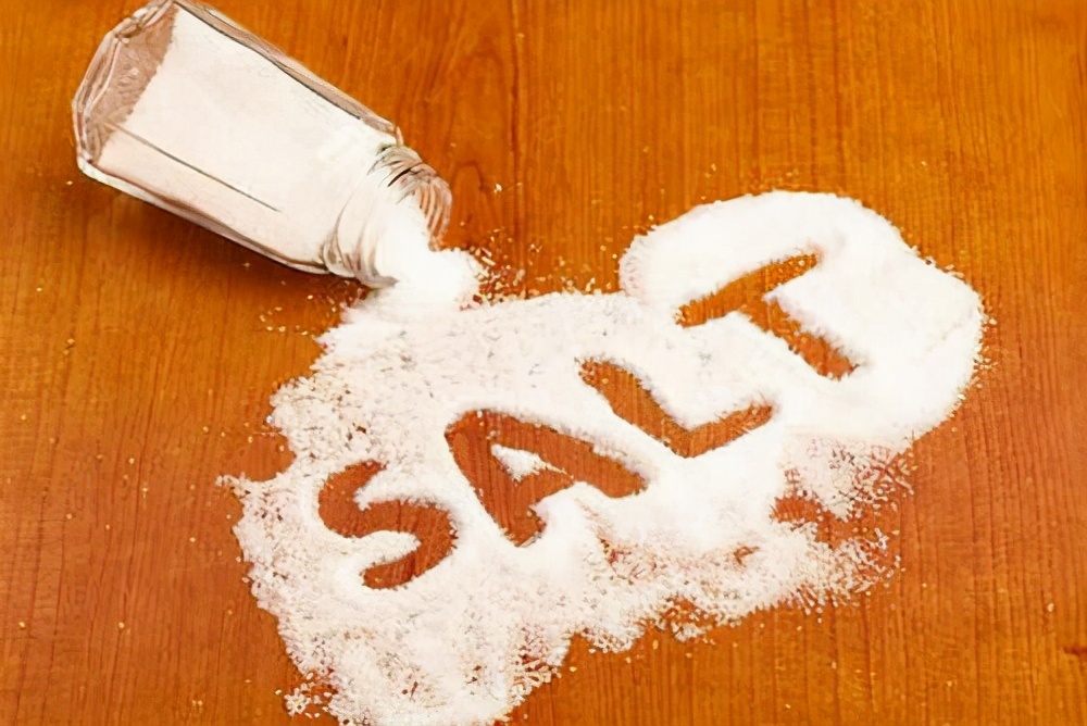 懂行人看质量不懂行看价格,内行人买盐不只看价格认准盐袋