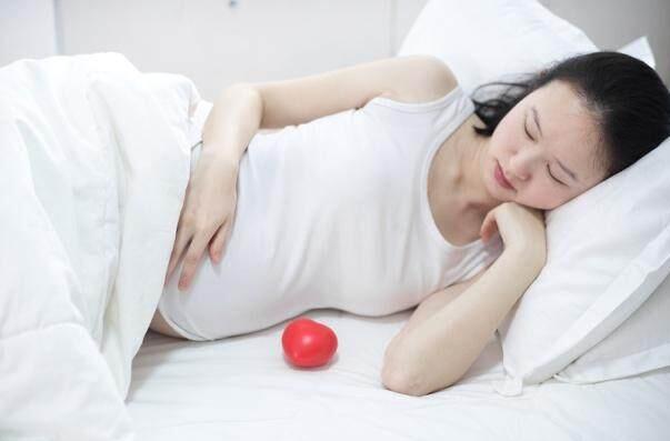 刚怀孕的准妈妈有哪些反应?早孕期间的准妈妈应该注意些什么呢?