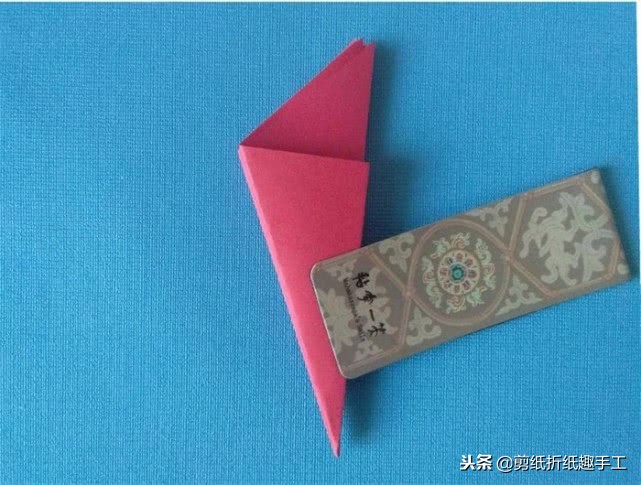 手工剪纸窗花教程春字窗花,窗花剪纸教程简单又漂亮花