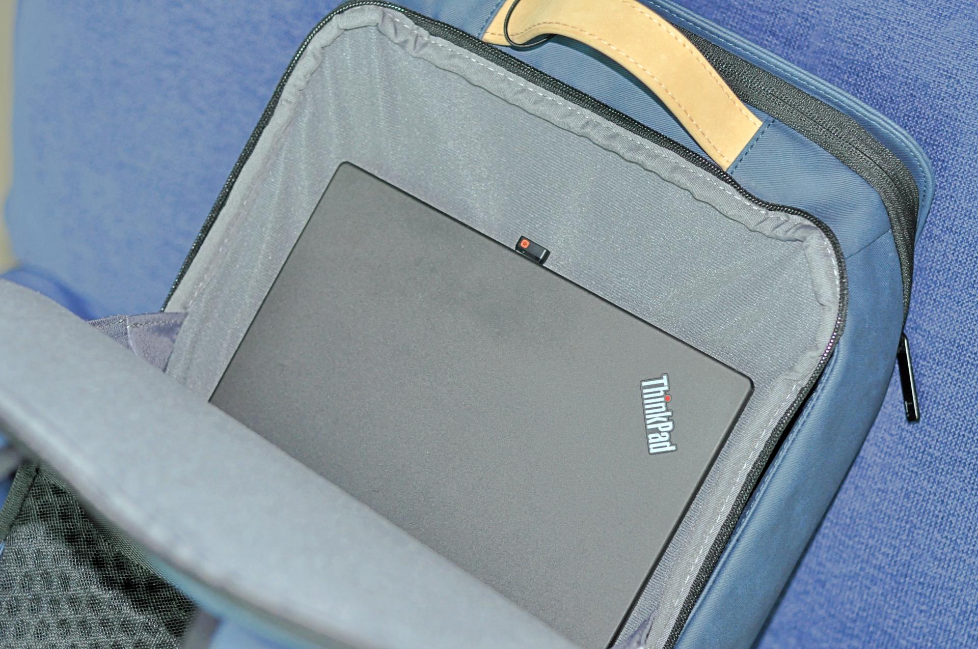 适合日常出行的小容量背包,什么背包适合商务出行和日常通勤