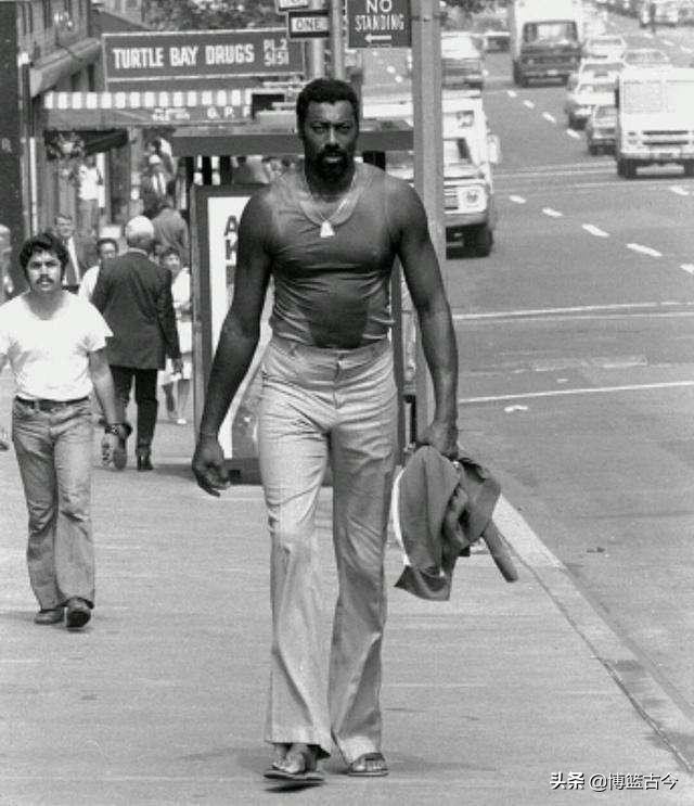 张伯伦的身体天赋对比博尔特,张伯伦天赋对比贾巴尔