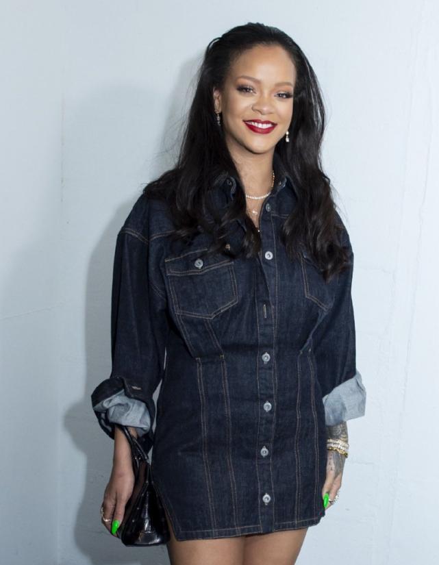 连蕾哈娜都入坑的鞋子，是有多潮？