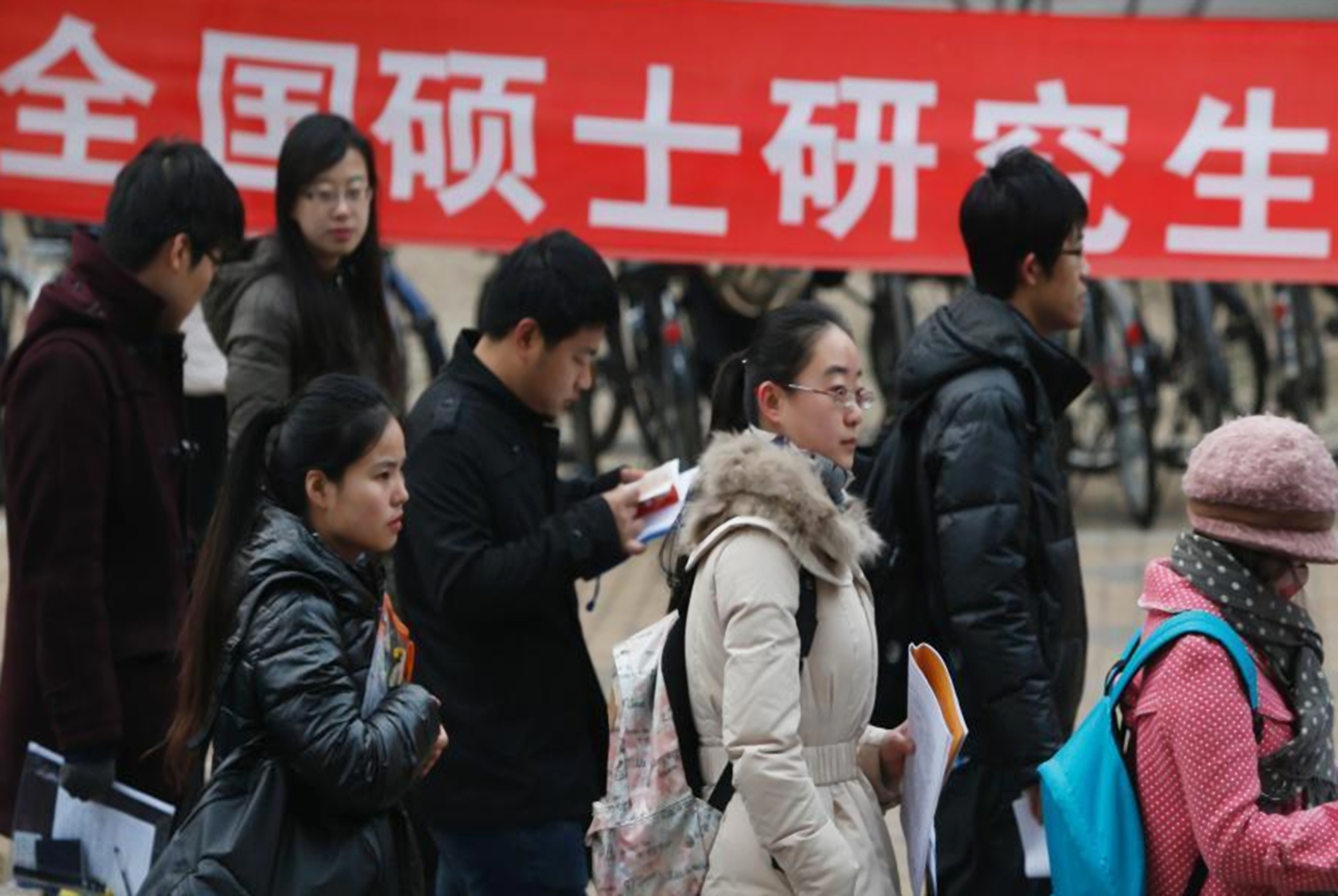 考研初试成绩出来了要找导师吗,考研初试成绩出来前如何联系导师